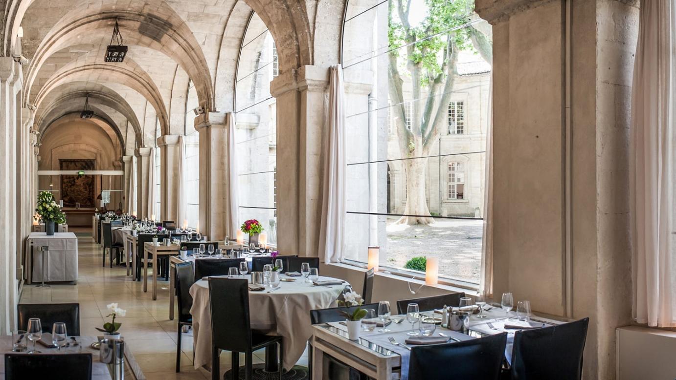 terrasse cloître saint louis